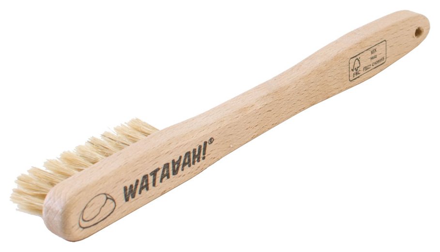 Small Brushy, bouldering brush