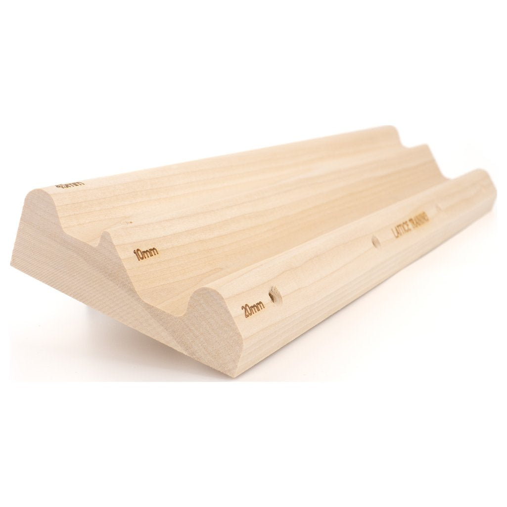 Triple Rung, hangboard