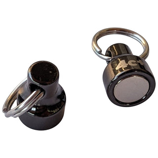 Load image into Gallery viewer, Clipmag, magnetic climbing brush holder
