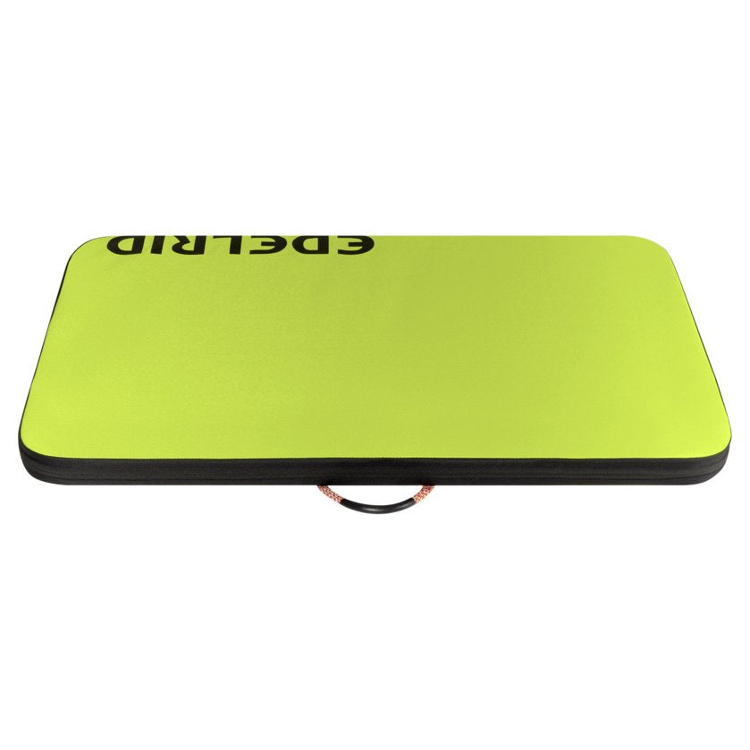 Sit Start, compact crash pad